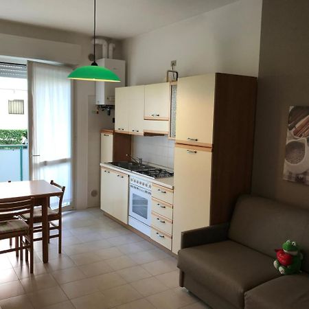 Apartment In Lido Di Jesolo With One-Bedroom 1 Eksteriør bilde